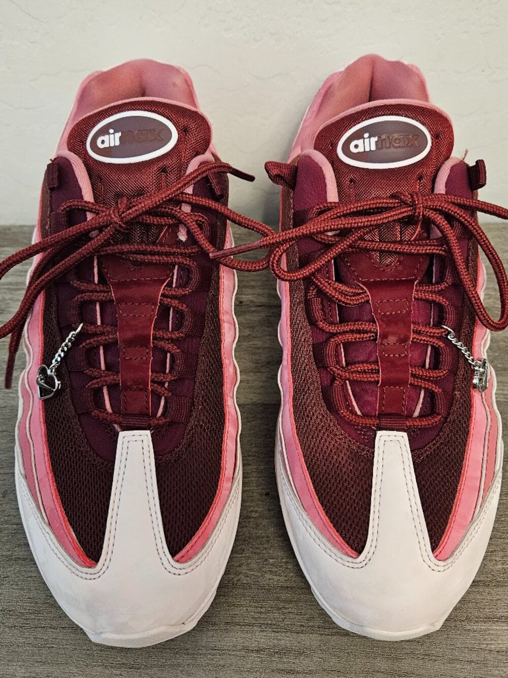 Nike Air Max 95 Valentines Day Pink Burgundy Maroon Sneakers - Size 9
